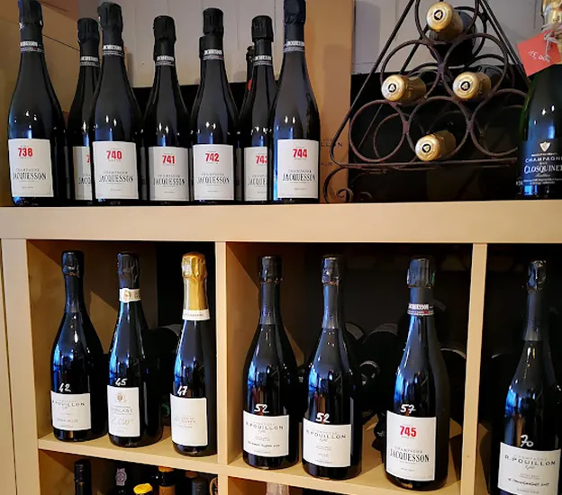 Spiritueux et champagnes de renom et de propriétaires récoltants locaux à Montmorency - Val d'Oise (95)